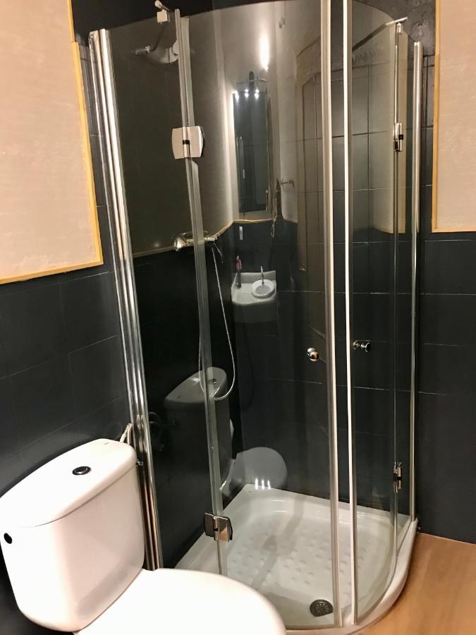 Por Amor De Dios Apartamento Apartment Seville Luaran gambar