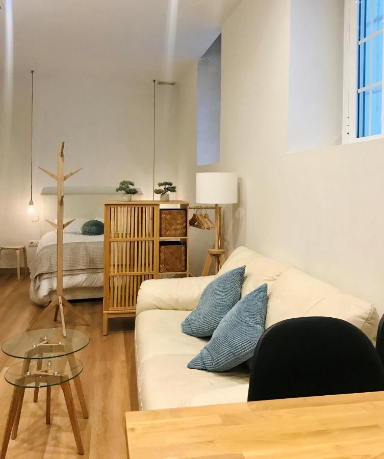 Por Amor De Dios Apartamento Apartment Seville Luaran gambar