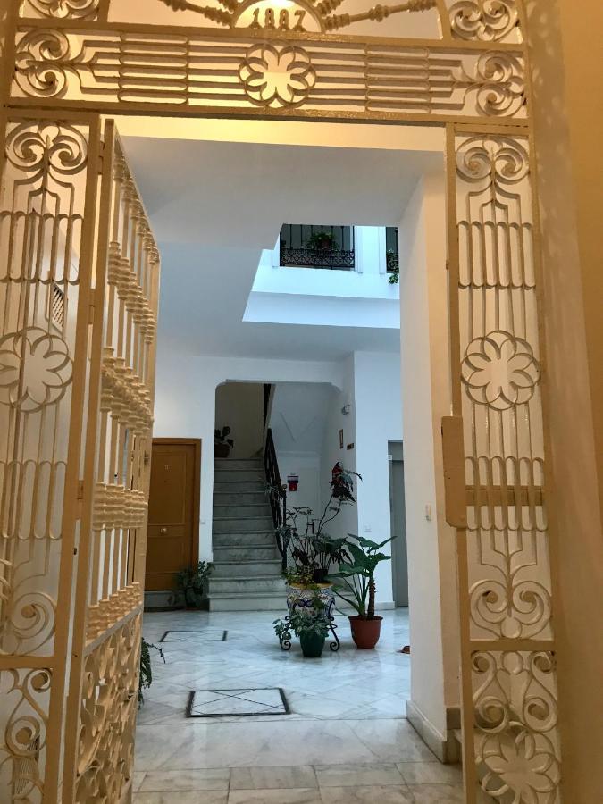 Por Amor De Dios Apartamento Apartment Seville Luaran gambar