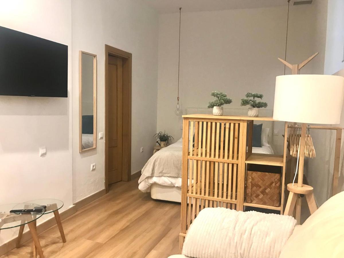 Por Amor De Dios Apartamento Apartment Seville Luaran gambar