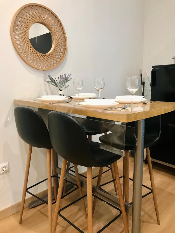 Por Amor De Dios Apartamento Apartment Seville Luaran gambar